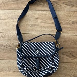 Tory Burch  Nylon cross body purse